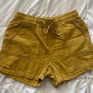 Linen shorts